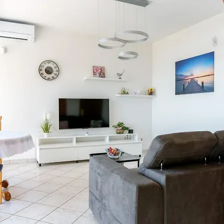 Ivana * Veliko Brdo (Makarska)